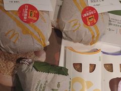 -麦当劳(轻轨曹杨路店)