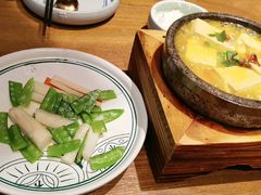 -云海肴·汽锅鸡·云南菜(天山百盛优客店)