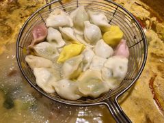 -洱火云南酸菜牛肉火锅(石景山当代商城店)