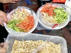 -牛一嘴·兰州牛肉面·大盘鸡(财富中心店)