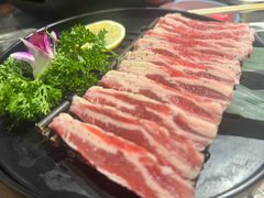 招牌牛排骨肉-明洞阿姨·韩式酱蟹烤肉·创意料理(方庄店)