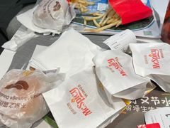 不素之霸-麦当劳(健德桥得来速店)