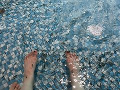 -涨巢·潮玩水疗局