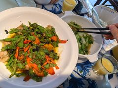 -川流不息·地道川菜·小龙虾(新松江路店)