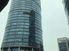 -绿洲中环中心-停车场