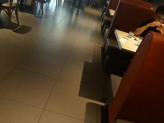 大堂-必胜客(八一店)