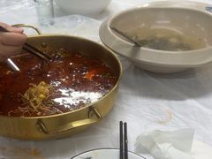 -余家庄肥肠鱼地方汤锅(银杏大道店)