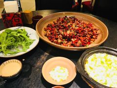 -粤尚腾香居中餐厅(首都机场希尔顿店)