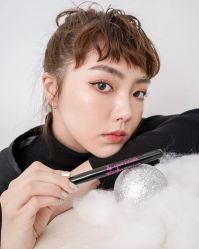 -CARR SALON