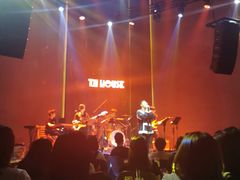 -TZ House音乐现场(来福士中心店)