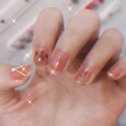 -八九日系美甲美睫