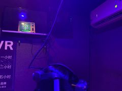 -VR 间客漫·PS电玩·虚拟现实包间游戏电竞(街道口店)