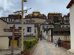 -噶丹松赞林寺