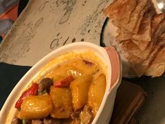 咖喱牛肉配手抓饼-T館·花园艺术餐厅