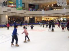 iphone_upload_pic-冰纷万象滑冰场(二七万象城店)