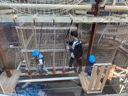 -PIPIKINGDOM皮皮王国欢乐号(欢乐海岸购物中心店)