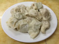 -孖妹上肉饺子馆