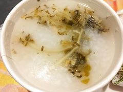 脆笋鸡肉粥-麦当劳(北京大兴机场二层国内到达(安检外)店)