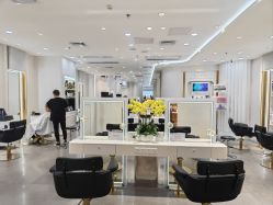 -Kraemer Paris  苏豪路易士·嘉玛发廊
