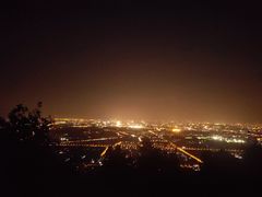 -鬼笑石后山停车场