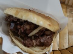 -闫家驴肉老店(华电一校店)