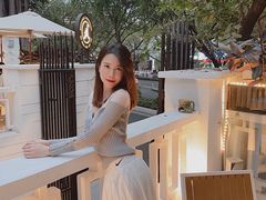 -Mark&Mars Restaurant