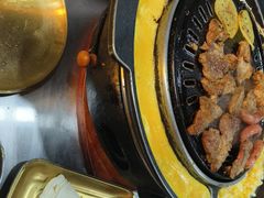 -胡悦里韩式烤肉(芝罘万达广场店)