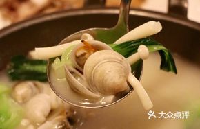 Mushroom Seafood Pot