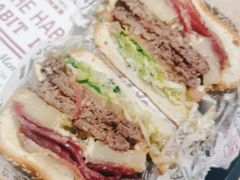 -The Habit Burger Grill 哈比特汉堡(爱琴海店)