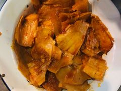 -马路牙子地桌烤肉(工体店)