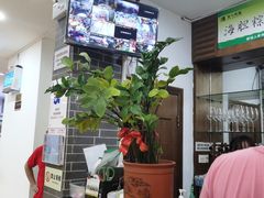 -鹏城人家海鲜酒家·23年老字号(较场尾店)
