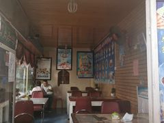 -古老冰山特色冰淇淋店(艾提尕尔店)