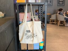 -瑞幸咖啡(新世界中心店)
