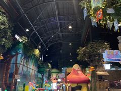 -蓝精灵乐园·世茂精灵之城主题乐园