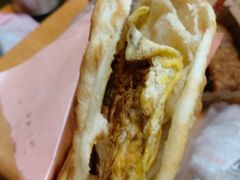鸡蛋火腿蟹肉火烧-曹县名吃香酥鸡蛋火烧(芙蓉街店)