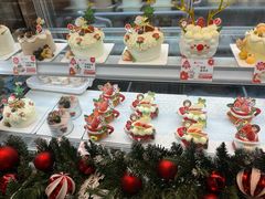 -花花卷卷·鲜食蛋糕(静安久光百货店)