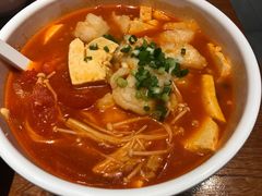 -渝是乎酸菜鱼(龙旗购物中心店)