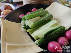 -乌托邦轰趴日租聚会别墅(先生的院子店)