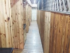 包房-老东镇啤酒屋海鲜加工·蒸汽海鲜·海鲜烧烤(台东店)