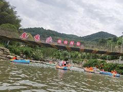 -虎啸峡漂流