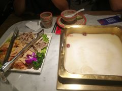 -尚尚仙·酸汤猪手·猪肚鸡火锅(华联万柳购物中心店)