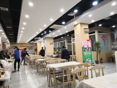 -江城燕子大排档(江汉路步行街店)