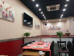 -羊家胡同·龙虾烧烤火锅(龙汇路店)