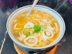 泰式青柠酸辣汤浸鱿鱼-Thai Alley泰爱里(二沙岛店)