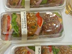 -巴黎贝甜(右安门店)