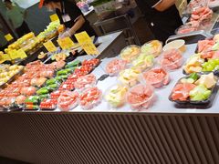 -平望服务区·停车场