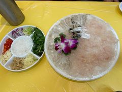 -官塘陈记鱼生·潮汕砂锅粥·牛肉火锅(潮枫路总店)