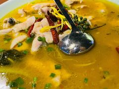 酸菜鱼-食尚胡桃音乐酒馆(滨海店)