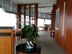 -官房大酒店-玉龙旋宫观景餐厅