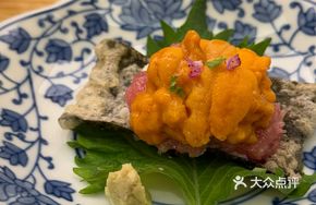 Sea Urchin Tuna Tempura Seaweed